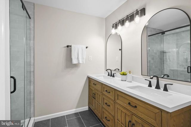 528 CLARKS RUN RD, La Plata, MD 20646