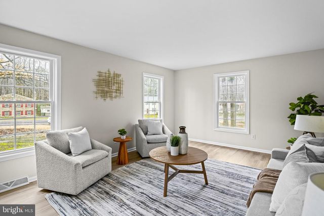 528 CLARKS RUN RD, La Plata, MD 20646