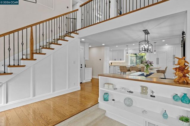 1734 1734 Orleans Ct, Walnut Creek, CA 94598