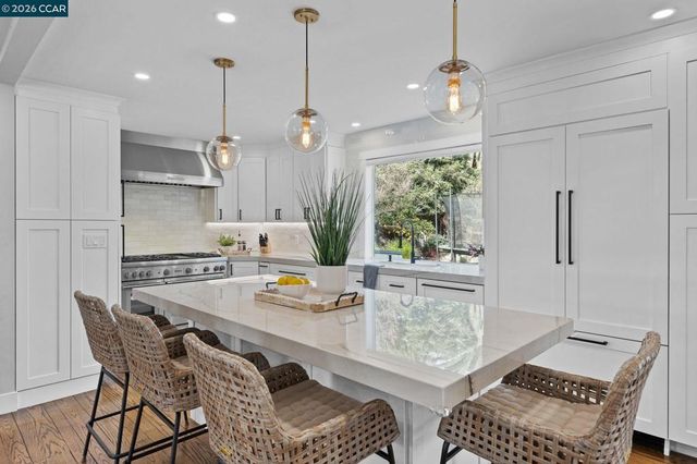 1734 1734 Orleans Ct, Walnut Creek, CA 94598