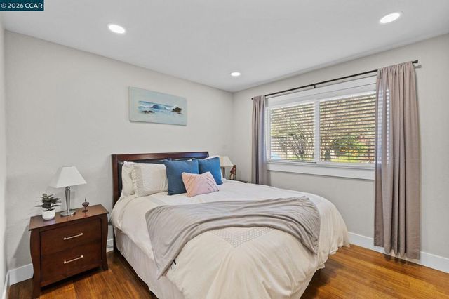 1734 1734 Orleans Ct, Walnut Creek, CA 94598