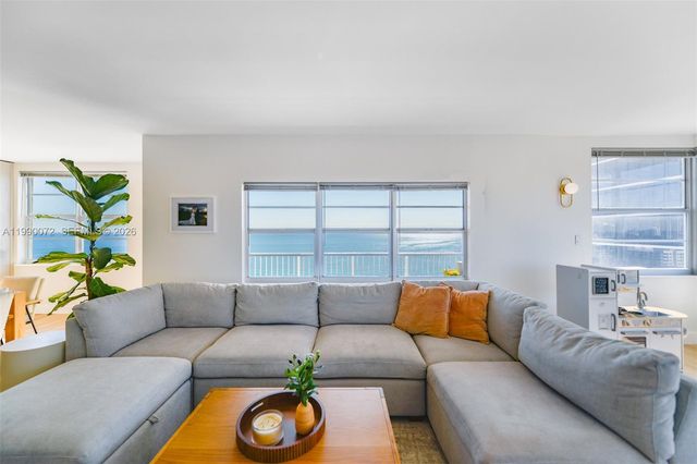 1980 S Ocean Dr 17E, Hallandale Beach, FL 33009