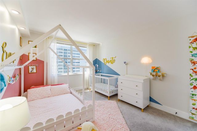 1980 S Ocean Dr 17E, Hallandale Beach, FL 33009