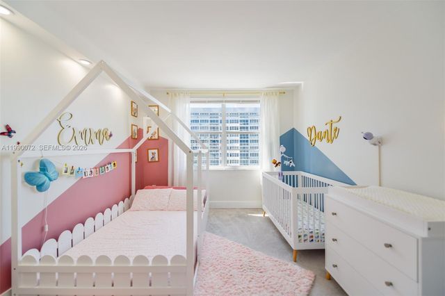 1980 S Ocean Dr 17E, Hallandale Beach, FL 33009