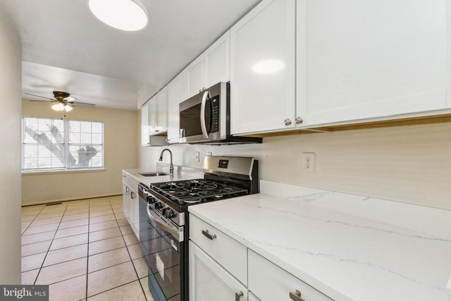 14872 DORIAN DR, Woodbridge, VA 22193