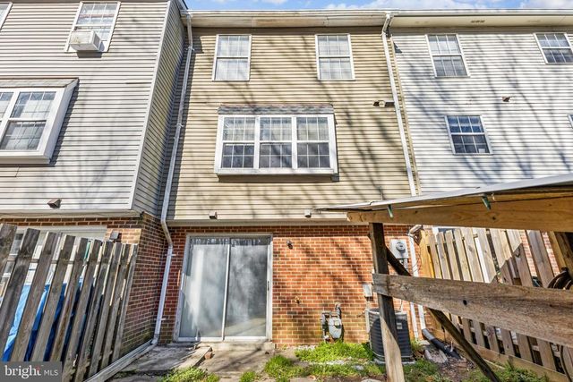 14872 DORIAN DR, Woodbridge, VA 22193