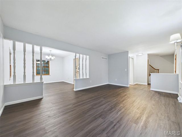 80 Glenwood Drive, Glen Carbon, IL 62034
