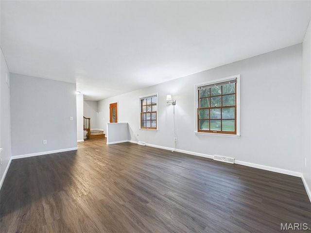 80 Glenwood Drive, Glen Carbon, IL 62034