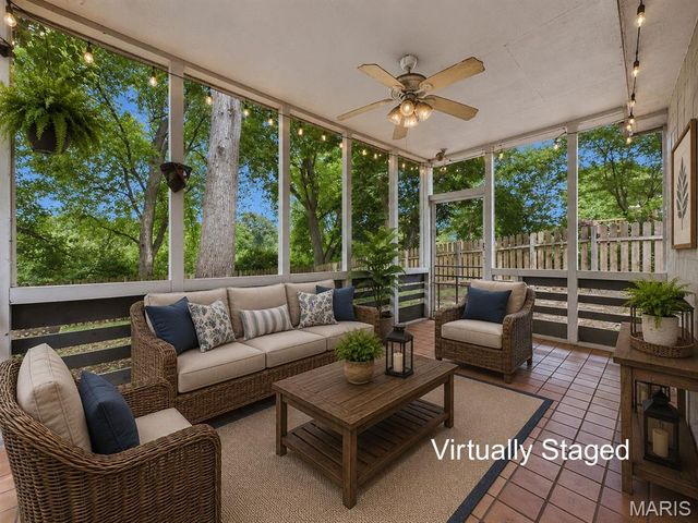 80 Glenwood Drive, Glen Carbon, IL 62034
