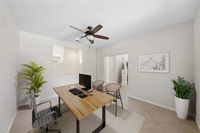 1696 Tamarron, Corona, CA 92883
