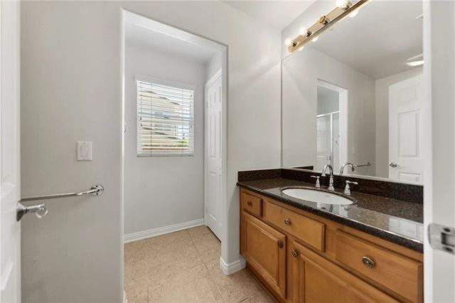 1696 Tamarron, Corona, CA 92883