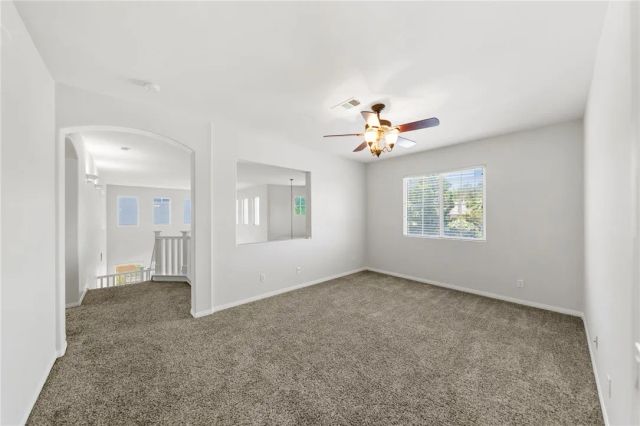 1696 Tamarron, Corona, CA 92883