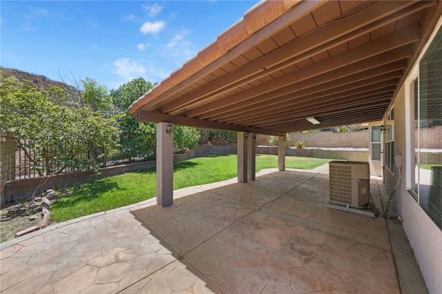 1696 Tamarron, Corona, CA 92883
