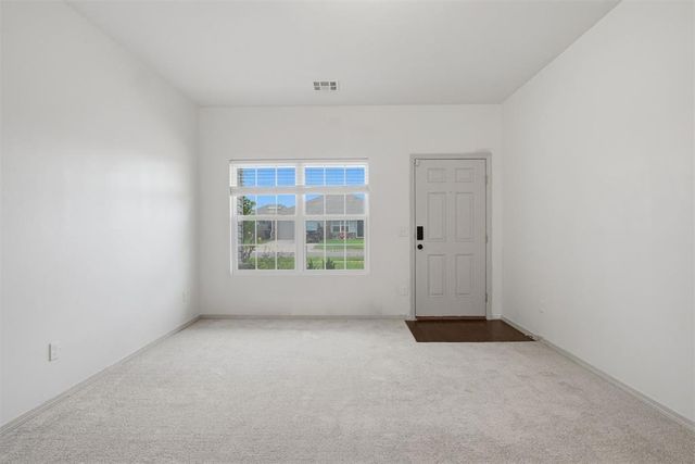 1404 Sandstone Drive, Noble, OK 73068