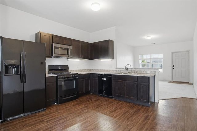 1404 Sandstone Drive, Noble, OK 73068