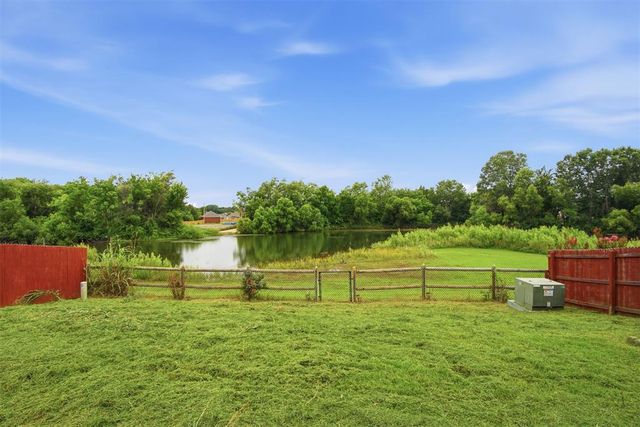 1404 Sandstone Drive, Noble, OK 73068