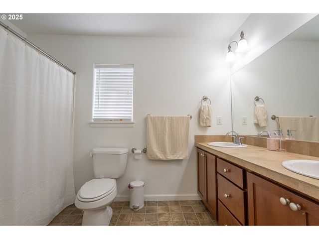 5065 Sw 207TH Pl, Beaverton, OR 97078