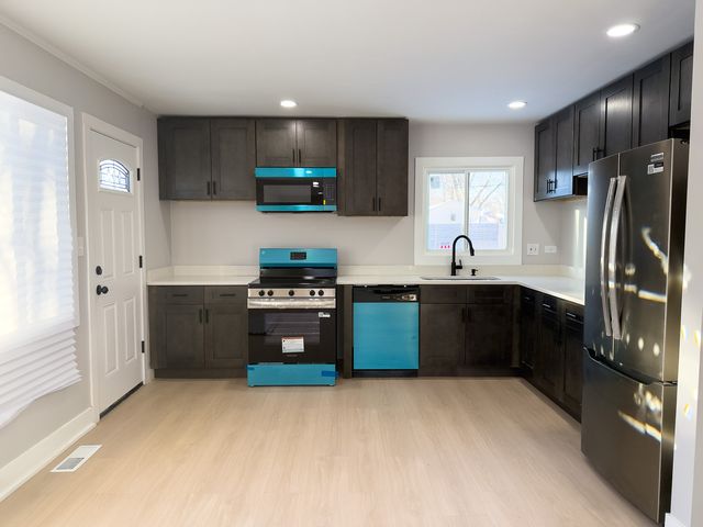 305 WINNEBAGO Street, Park Forest, IL 60466