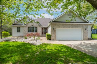 297 Carriage Way, Davison, MI 48423