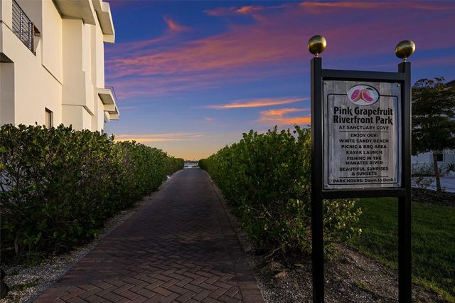 1517 4TH STREET E, Palmetto, FL 34221