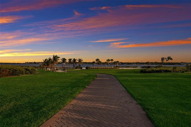 1517 4TH STREET E, Palmetto, FL 34221