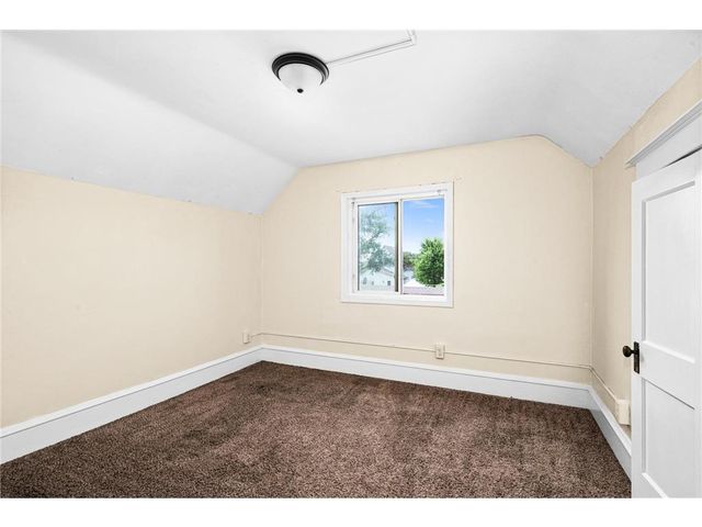 4022 E 2nd Street, Superior, WI 54880