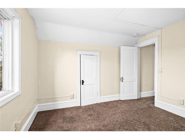 4022 E 2nd Street, Superior, WI 54880