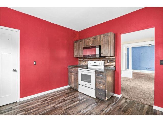 4022 E 2nd Street, Superior, WI 54880