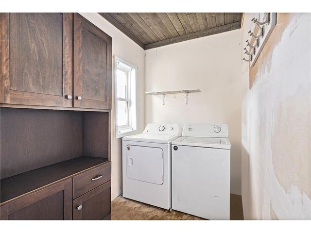 4022 E 2nd Street, Superior, WI 54880