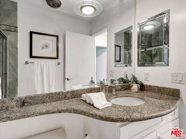 18111 Coastline Drive 2, Malibu, CA 90265