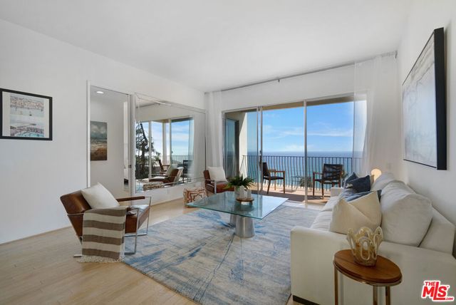 18111 Coastline Drive 2, Malibu, CA 90265
