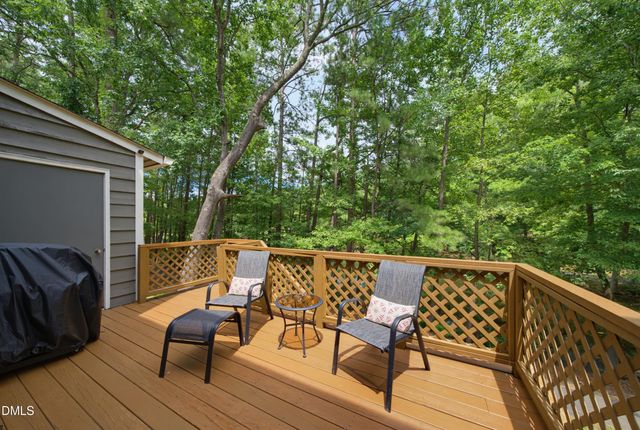 126 Lake Hollow Circle, Cary, NC 27513