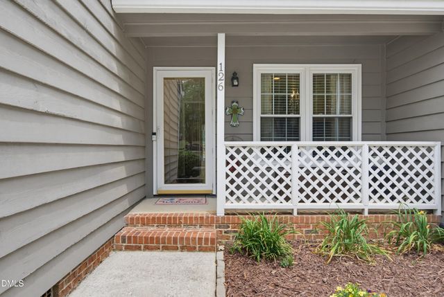 126 Lake Hollow Circle, Cary, NC 27513