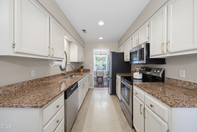 126 Lake Hollow Circle, Cary, NC 27513