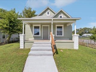 949 N Indiana Ave, Wichita, KS 67214