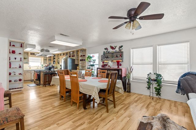 222 Fishermans Isle, Brazoria, TX 77422