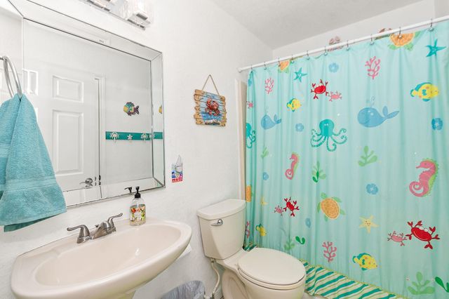 222 Fishermans Isle, Brazoria, TX 77422