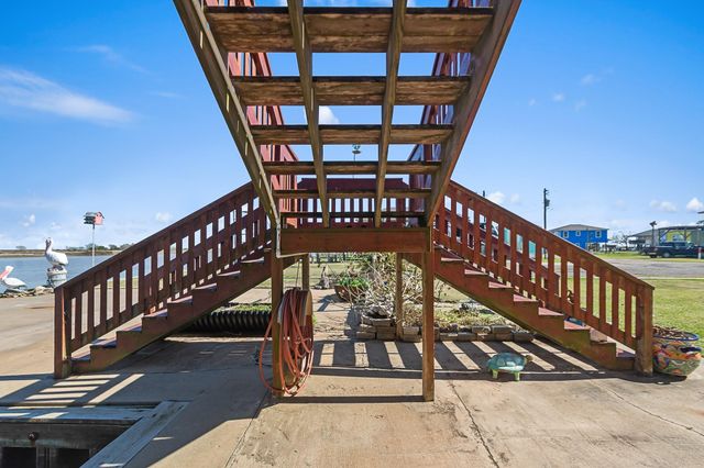 222 Fishermans Isle, Brazoria, TX 77422