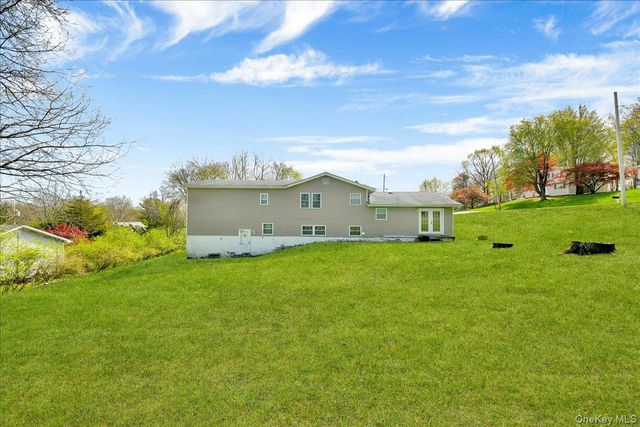 1 Forest Lane, Salisbury Mills, NY 12577