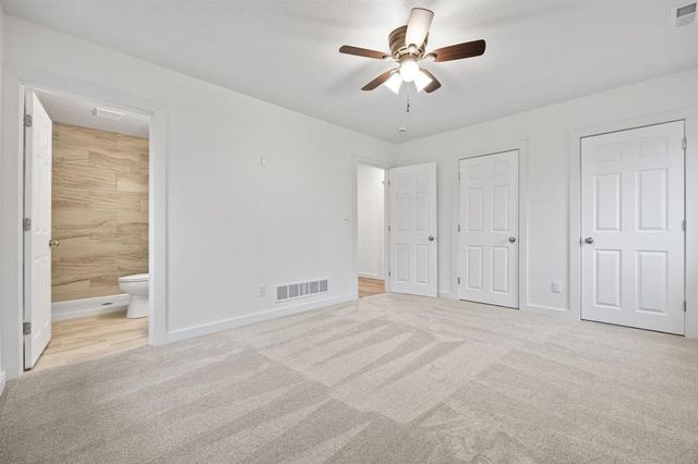 2505 E 40th Street, Des Moines, IA 50317