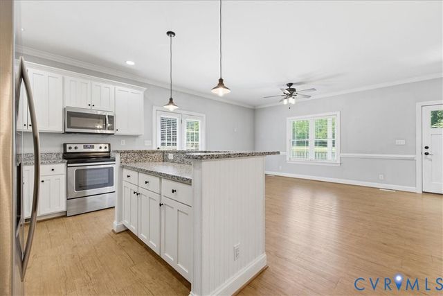 36 Jenkins Ridge Rd, Cartersville, VA 23027