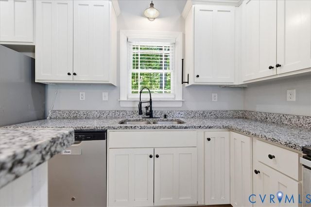 36 Jenkins Ridge Rd, Cartersville, VA 23027