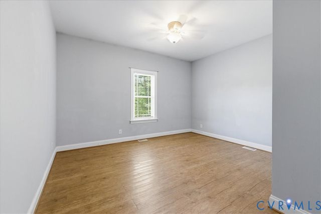 36 Jenkins Ridge Rd, Cartersville, VA 23027