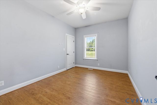 36 Jenkins Ridge Rd, Cartersville, VA 23027