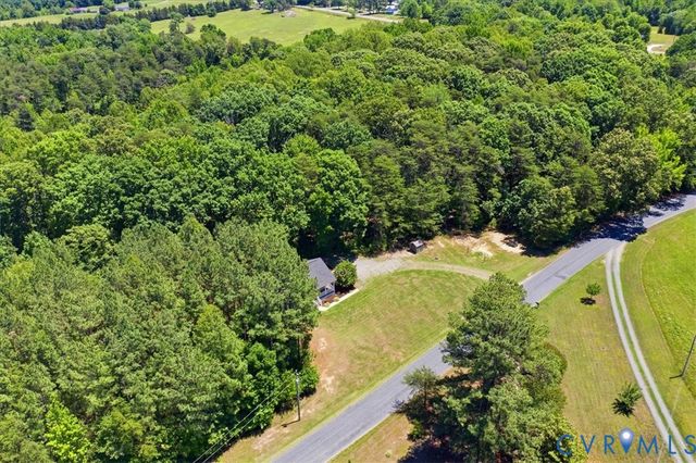 36 Jenkins Ridge Rd, Cartersville, VA 23027