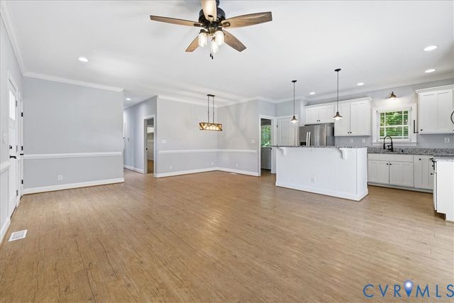 36 Jenkins Ridge Rd, Cartersville, VA 23027