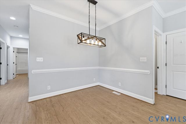 36 Jenkins Ridge Rd, Cartersville, VA 23027