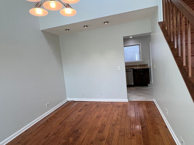 645 Le Parc Circle, Buffalo Grove, IL 60089