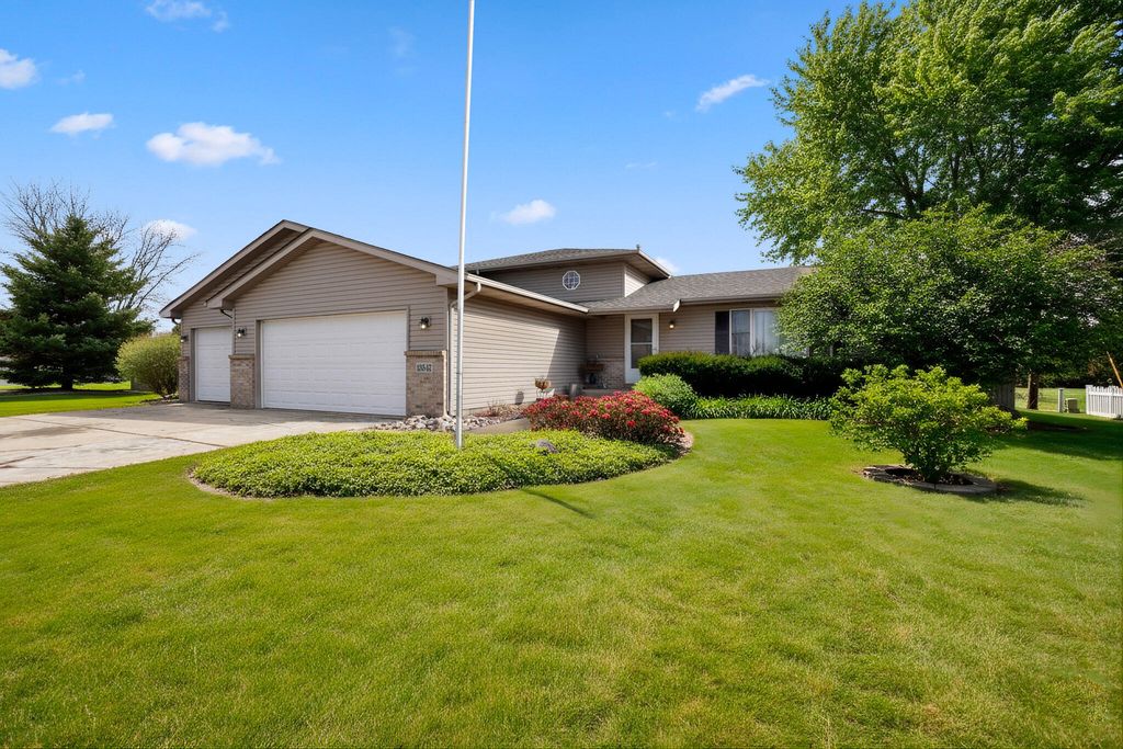 13547 Drummond Street, Cedar Lake, IN 46303