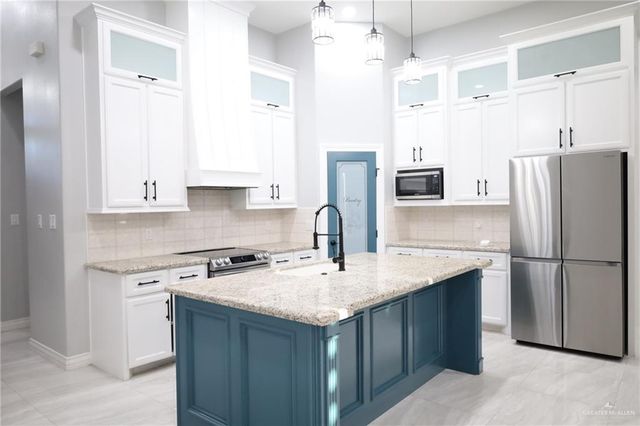 2213 Truman Avenue, Mission, TX 78572